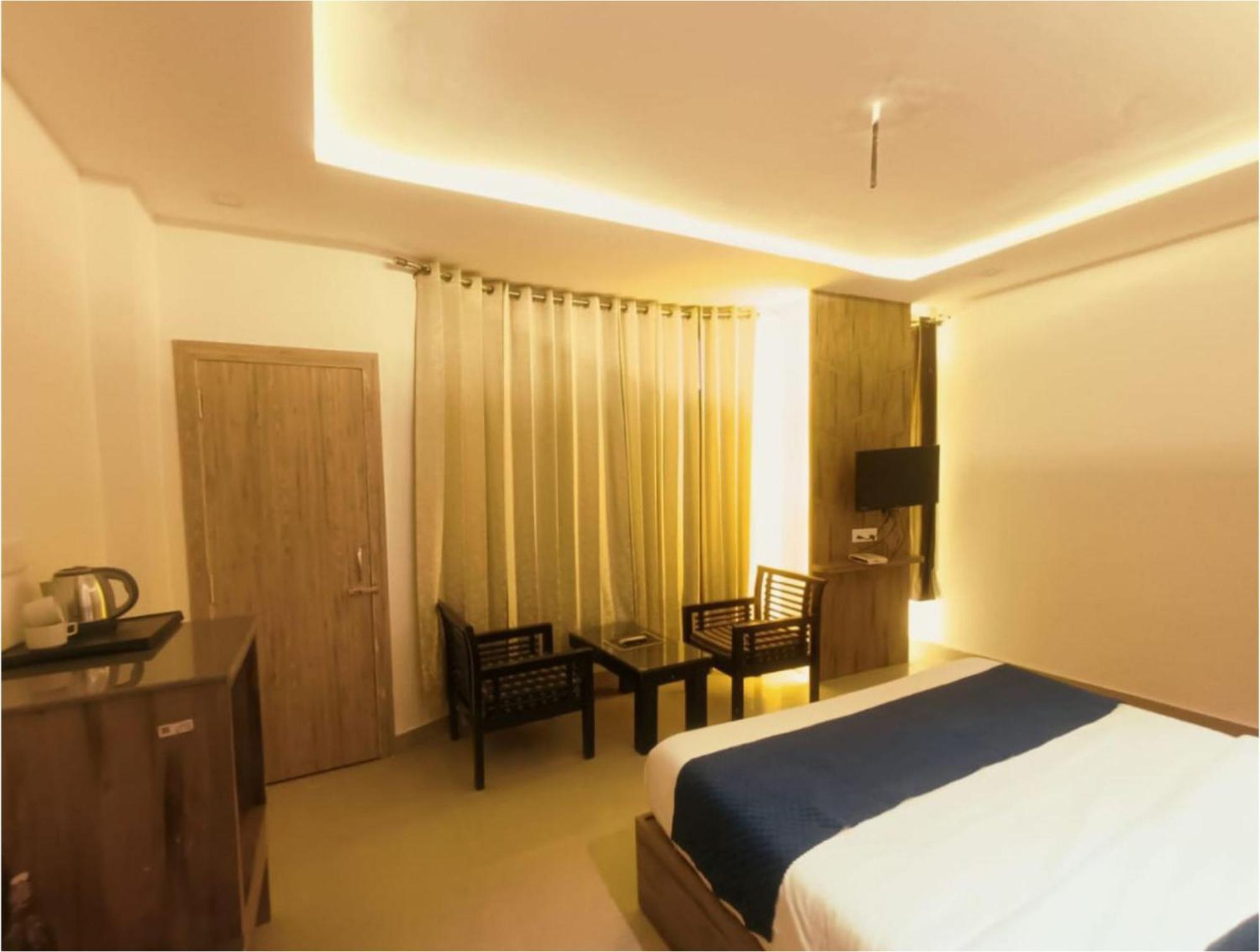 Hotel Wild Rose - Dalhousie Εξωτερικό φωτογραφία